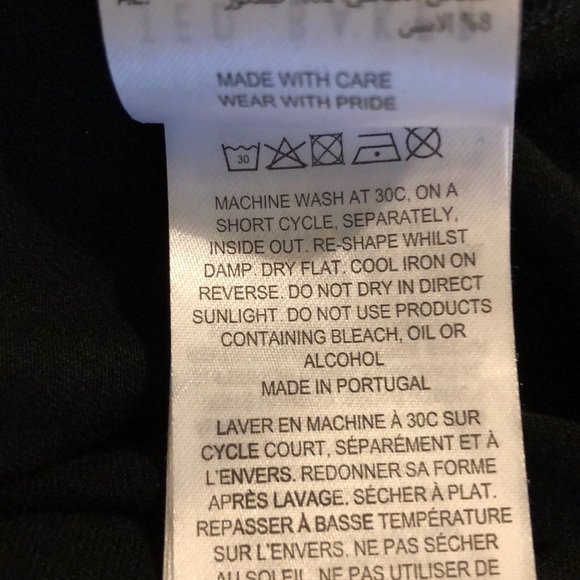 SALE! Ted Baker London. Black Baby Tee w/White Bow - Picture 6 of 6